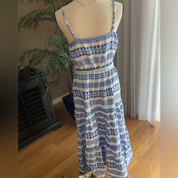 White & Grecian Blue Cami Tiered Midaxi Dress and White Shrug NWOT. - Picture 3 of 7